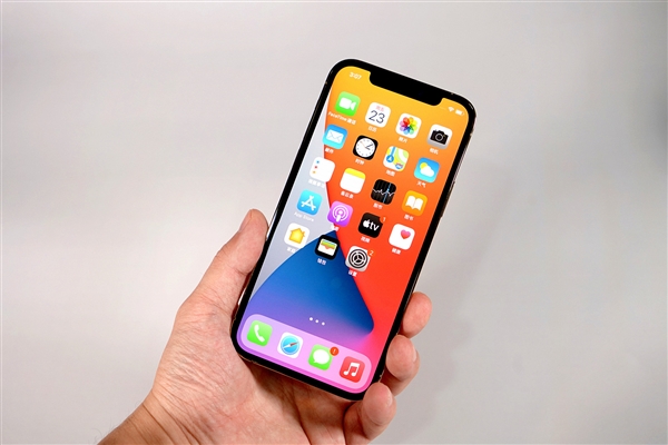 龙门镇苹果手机维修分享iOS 14.2修订版已到，专属iPhone 12系列 